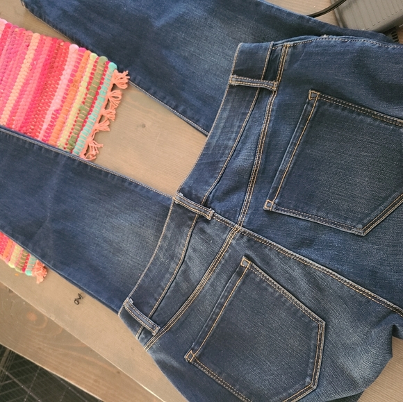 Jeans - Picture 3 of 4